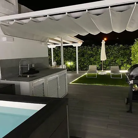 Holiday home Luxury 2 Bedroom With Private Pool