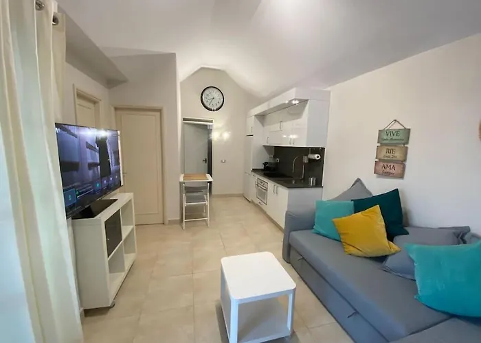 Luxury 2 Bedroom With Private Pool Feriehus